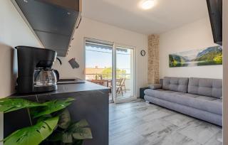 1 Bedroom Awesome Apartment In Prizna - Prizna - 7