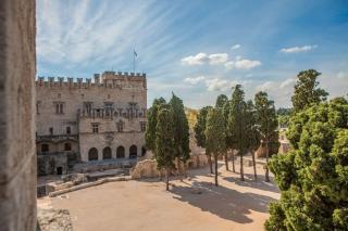 St Georges Sanctum, the Heart of Rhodes Old Town - Città di Rodi - 8
