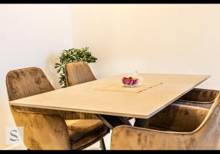 Prime 2 BDR, Centrally Located - 3