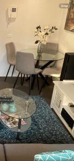 Modern Luxurious with private parking on premises and fast internet - Melbourne - 5