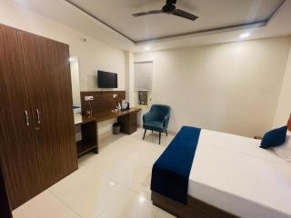 Hotel The Heights - Haridwār - 3