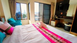 Lucky Buako Hotel Patong - 1