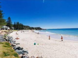 Flynns Beach Paradise - Ocean Terrace - Port Macquarie - 9