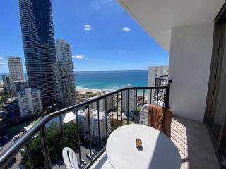 Ocean View studio in Mantra Free WI-FI - Gold Coast - 3