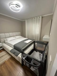 Luxury Center Apartments - Tirana - 7
