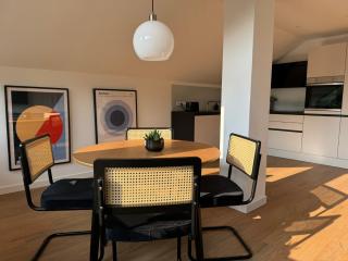 Stilvolles Apartment mit Waldblick - 8