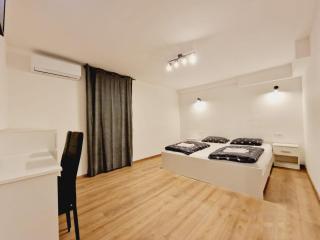 Room D - Pula - 5