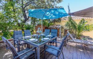 2 Bedroom Stunning Home In La Crau - La Crau - 3