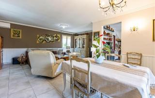 Awesome Home In Bédarrides - 6