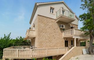 Amazing Apartment In Sutivan With Wifi - Sutivan - 2