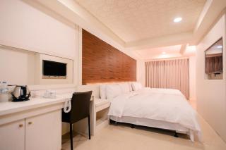 Duke Business Hotel - Zhongli - 6