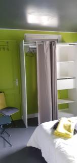 Location saisonnière avec piscine et terrasse au pied du luberon - 4