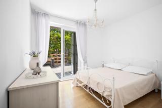 City Vibe Villa with pool - 0