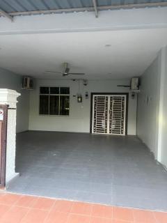 Adhwa Homestay - 5