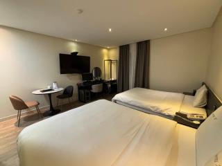 Cheonan K Hotel - Cheonan - 4
