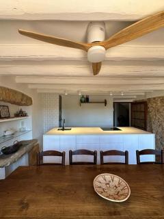 Casa con piscina en Vulpellac, Baix Empordà - 9