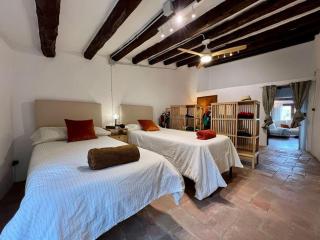 Casa con piscina en Vulpellac, Baix Empordà - 7