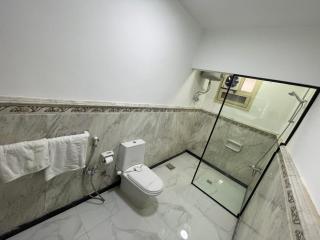 Cove Luxury Apartment-1 - 1