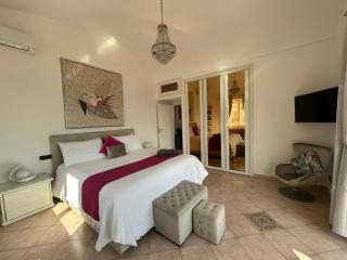 MARVELOUS SEA VIEW VILLA - 9