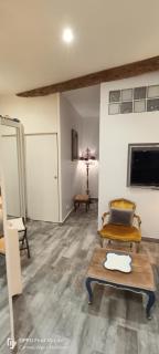 La Petit Maison du Bonheur - Cannes - 1