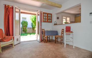 Cozy Home In Eyguières With Wifi - Eyguières - 7