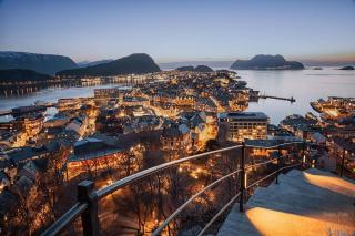 Fjord-view apartment - Ålesund - 9