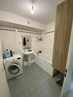 Apparemment T4 avec 3 chambres et terrasses - Besançon - 2