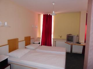 Hotel Split - Glamoč - 7