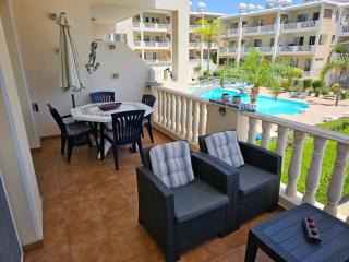 Beautiful 2 bedrooms by the pool - Paphos - 6