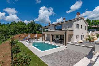Villa Mochi, a beautiful modern villa in a tranquil enviroment - Pićan - 0
