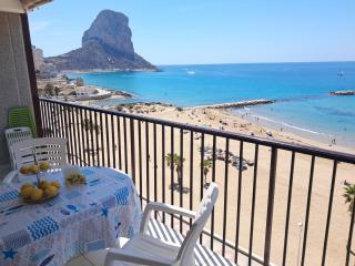 Apartamento en primera línea de playa - Calpe - 0