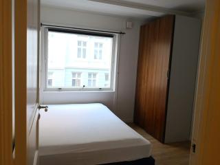 Nice flat in the heart of Bergen city, 2 bedrooms - 2 big beds - 7