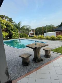 A Famosa Villa Putri 810 - Kampong Balik Mungkar - 2