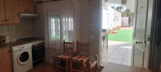 SE ALQUILA CHALET CON PISCINA Y YACUCCI - 2