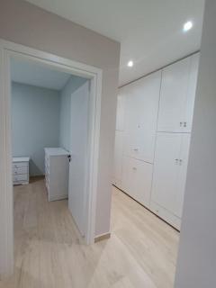 Estia Apartment - Sarandë - 1