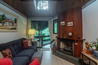 Espaço Inteiro - Apartamento Elegante e Cheio de Charme - Campos do Jordão - 8