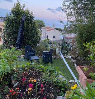 Caieta: la casa nella roccia - 2