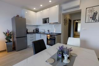 Apartman s pogledom na more - Brela - 1