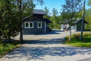 Cozy Valley Retreat by River, Lake and Muntains - Narvik - 1