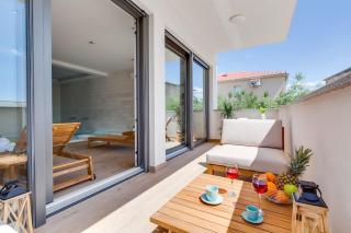 Terra Maiorum -12 person private Villa - heated pool and water massage - Povljana - 4