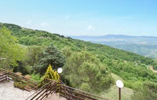 Gorgeous Home In Serrone With Wifi - Serrone - 4