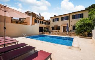 Stunning Home In Caimari With Wifi - Caimari - 1
