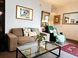 Aspire CBD One Bedroom with Indoor Pool & Parking Available - 2