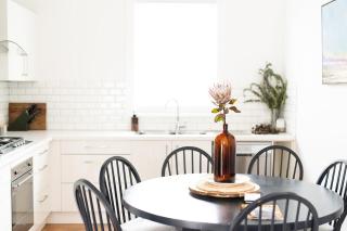 Birchfrost Cottage - Elevated Heritage Aesthetic - Orange - 9
