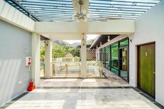 Han Yan Hill Hotel - 1