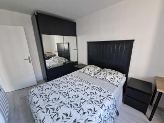 Appartement comfortable à 200 m à pied du RER A - Champs-Sur-Marne - 1
