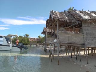 West Mansuar Homestay - 8