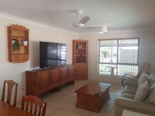 Banya Bliss - Guest House - Bongaree - 3