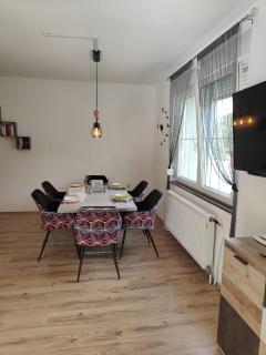 Ferienwohnung Waldblick mit Balkon nahe Therme Loipersdorf - 8