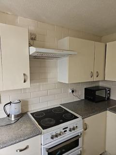 Spacious two bedrooms - Dagenham - 4